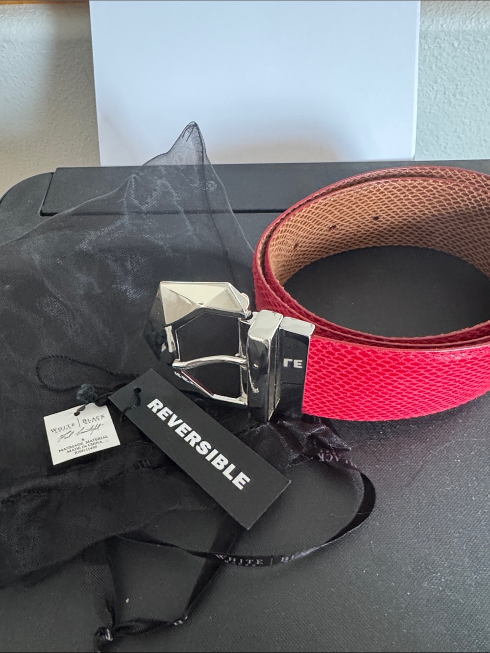 White House Black Market Reversible women Belt , SIZE SMALL